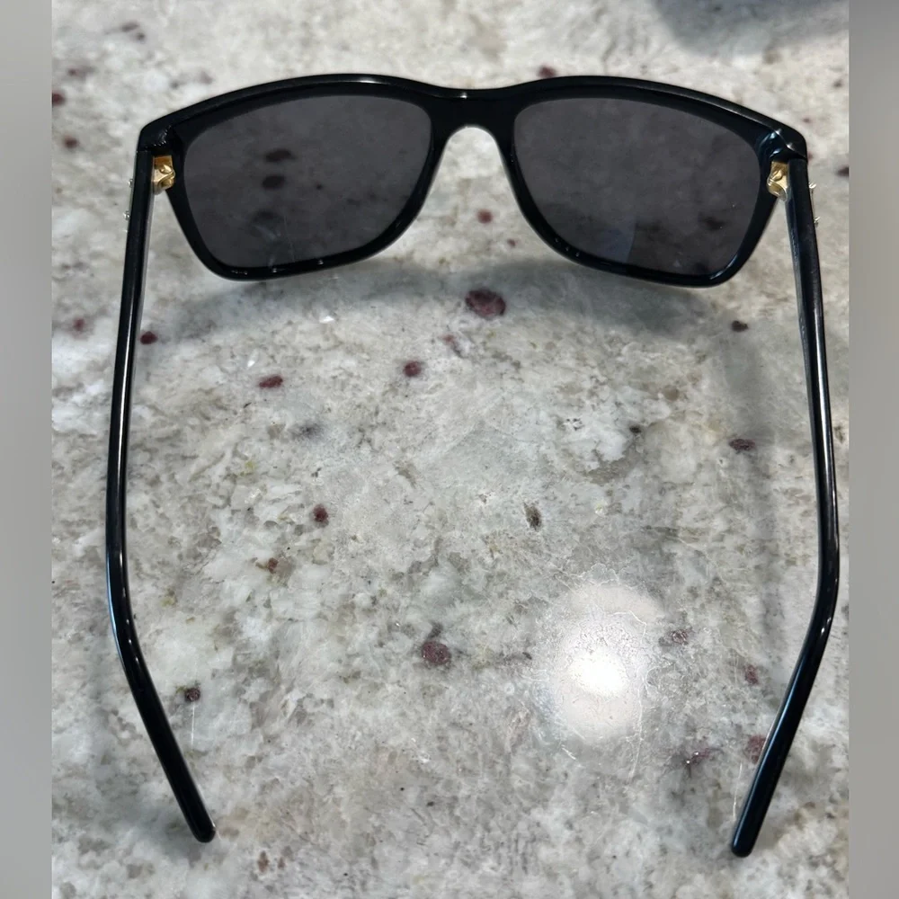 Versace VE4249 Black Square Sunglasses Polarized GB1/81 Authentic- barley worn